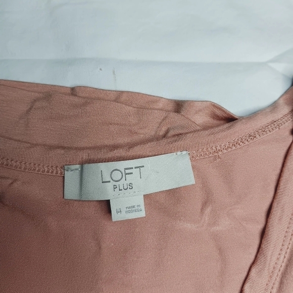 3 X$20. Pink LOFT long sleeve dolman tee - Picture 6 of 7